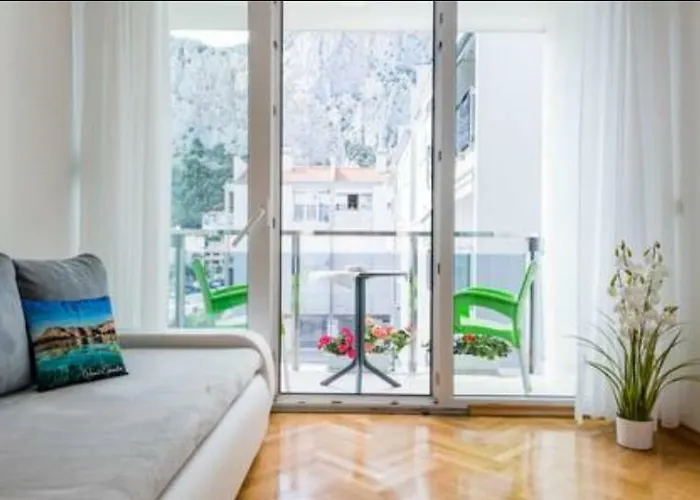 Appartement Granny Mira Omiš